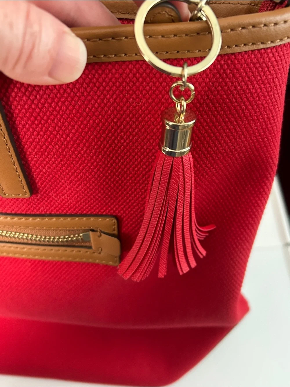 Michael Kors Kempton Red Canvas Large Tote Bag Tan Leather Trim Zip 38S7XKPT7C